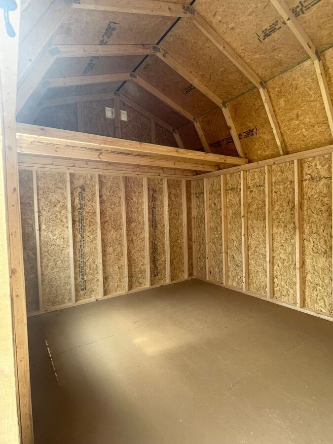 Lofted Barn - 10x20